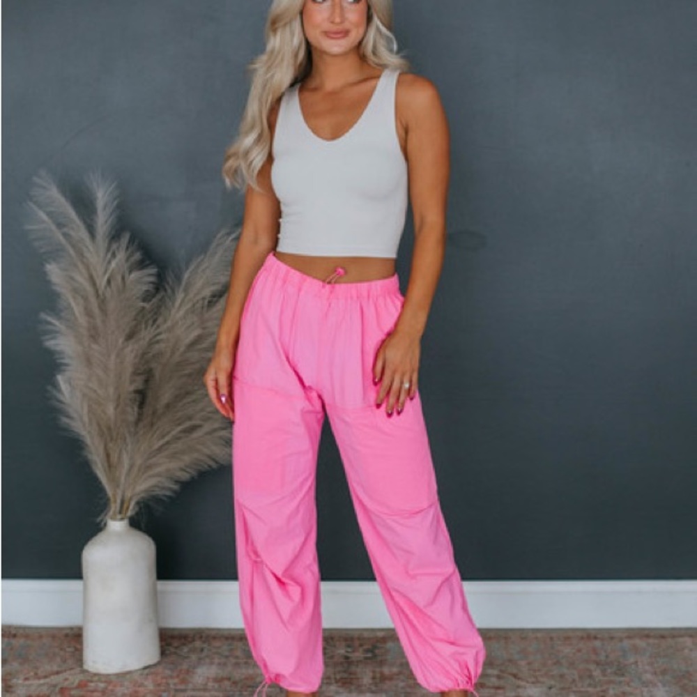 Bubblegum pink cargo sweatpants